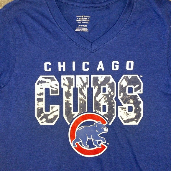 MLB Chicago Cubs V-Neck T-Shirt - Picture 3 of 3
